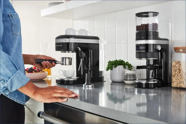 KitchenAid Halbautomatische Espressomaschine ARTISAN In Onyx Schwarz 8