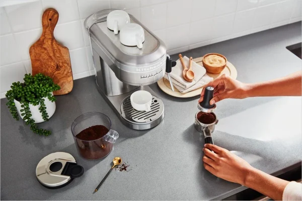 KitchenAid Halbautomatische Espressomaschine ARTISAN In Edelstahl 7