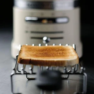 KitchenAid Toaster ARTISAN 2-Scheiben In Gusseisen Schwarz 12